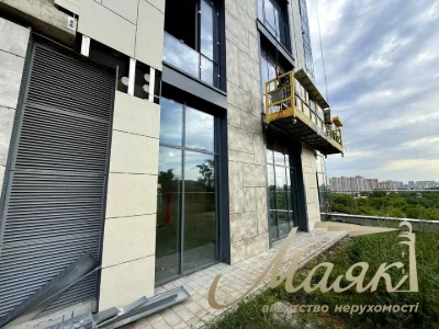 Будинок. Київ, Андрія Верхогляда вул. (Михайла Драгомирова)