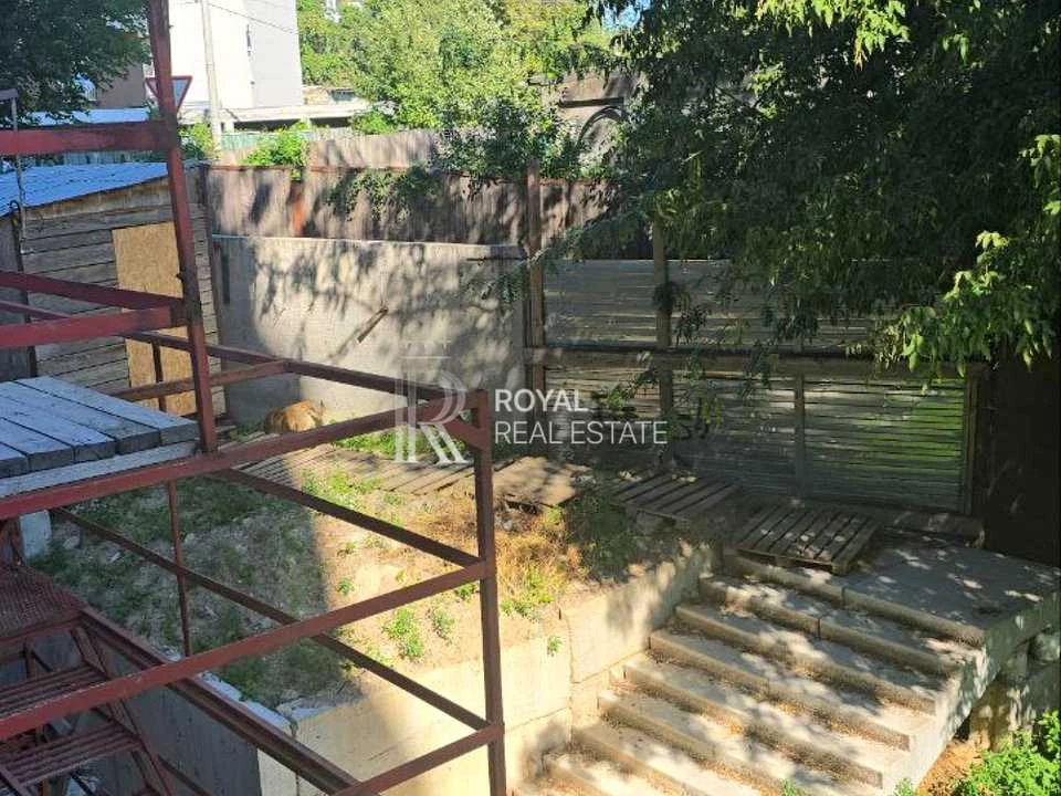 Будинок. Київ, Звіринецька вул.