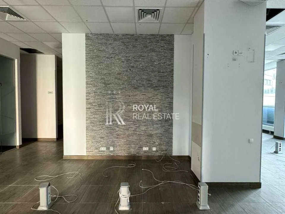 Будинок. Київ, Полтавська вул.