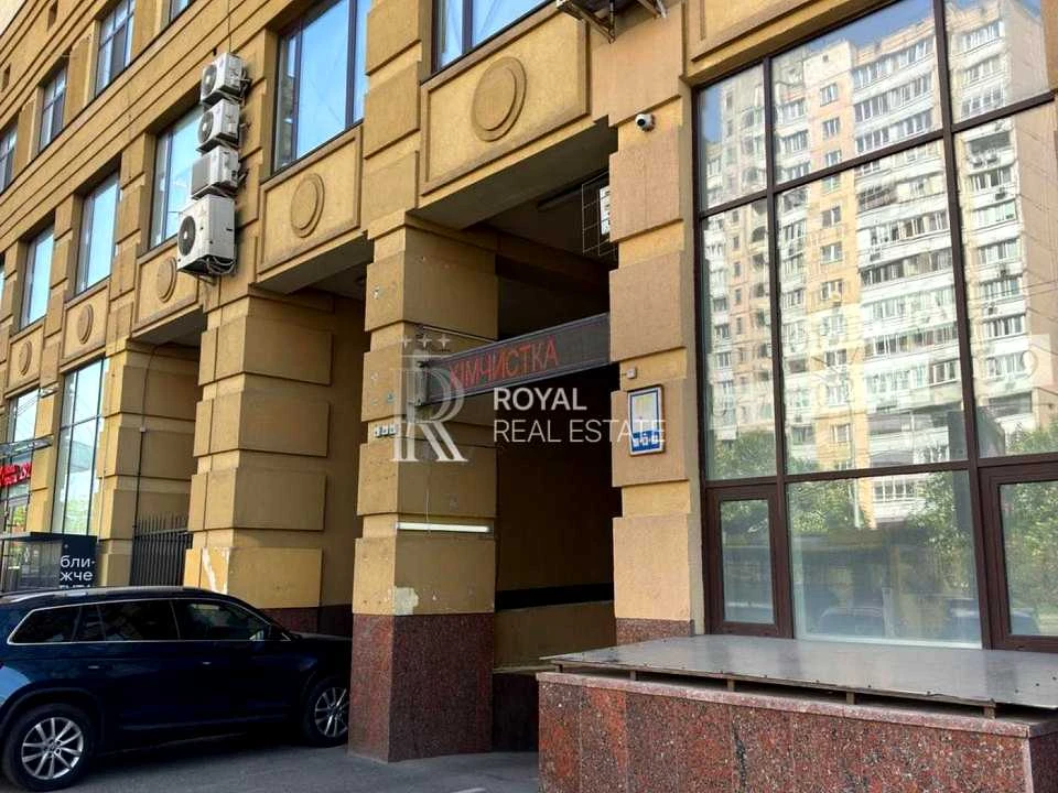 Будинок. Київ, Полтавська вул.