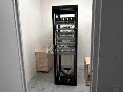 Будинок. Київ, Спортивна пл.