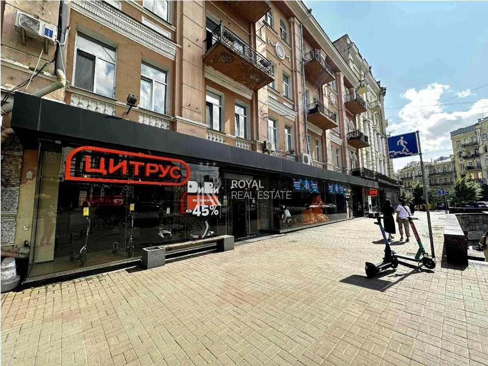 Будинок. Київ, Велика Васильківська вул. (Червоноармійська)