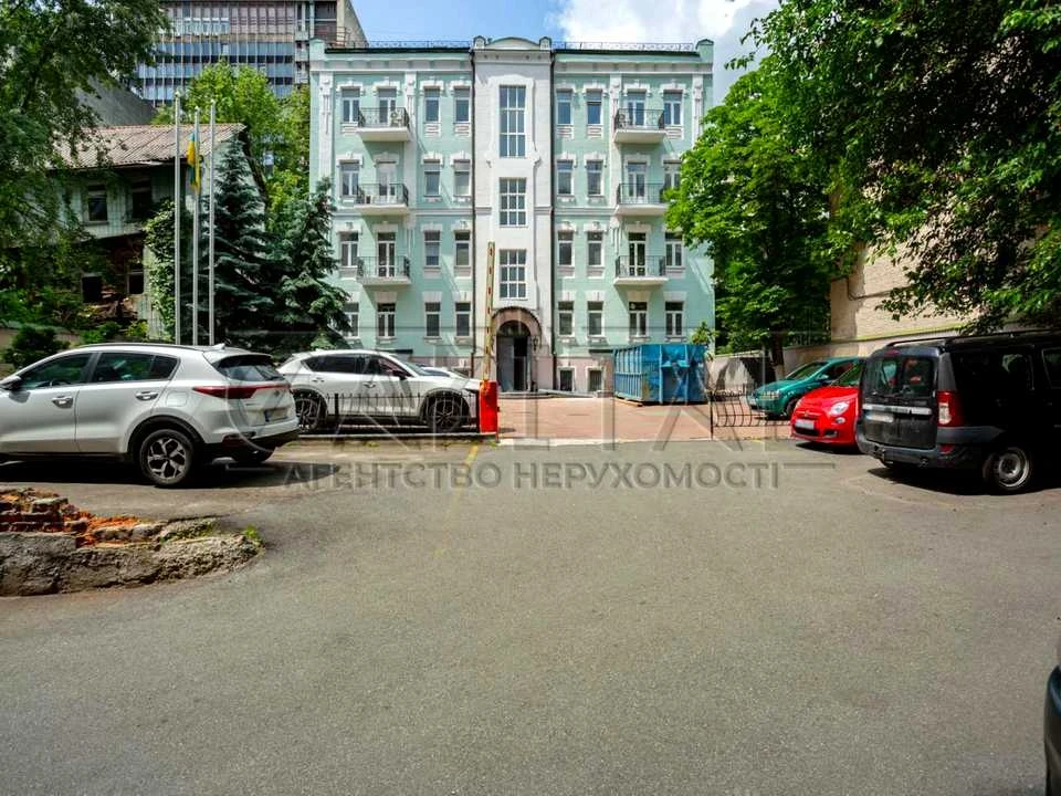 Будинок. Київ, Еспланадна вул.