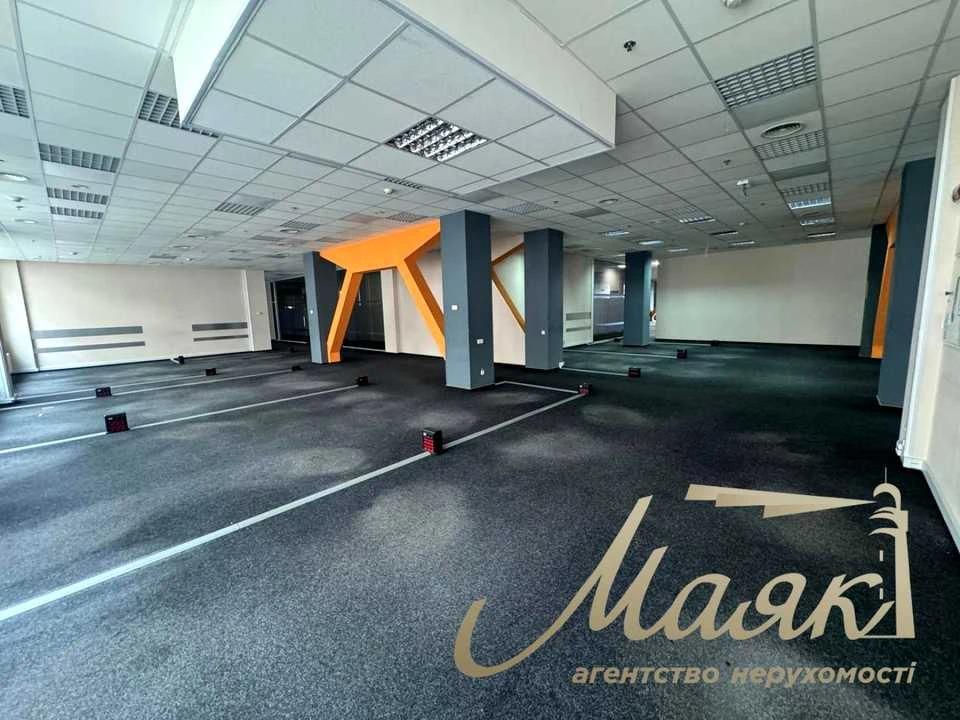Будинок. Київ, Фізкультури вул.