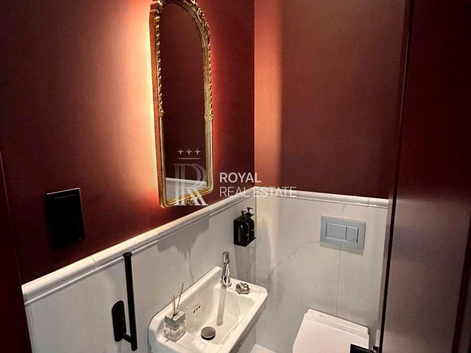 Будинок. Київ, Шота Руставелі вул.
