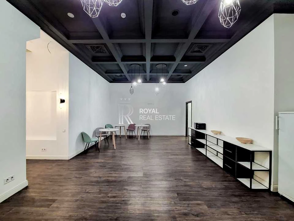 Будинок. Київ, Охтирський пров.