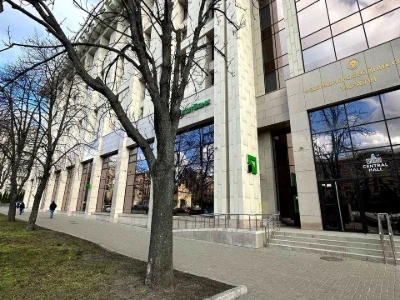 Будинок. Київ, майдан Незалежності пл.