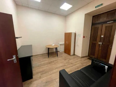 Будинок. Київ, Заньковецької вул.