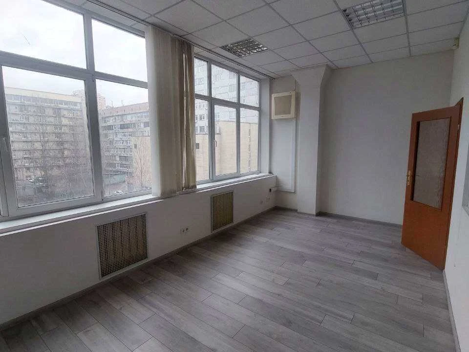Будинок. Київ, Генерала Алмазова вул. (Кутузова)