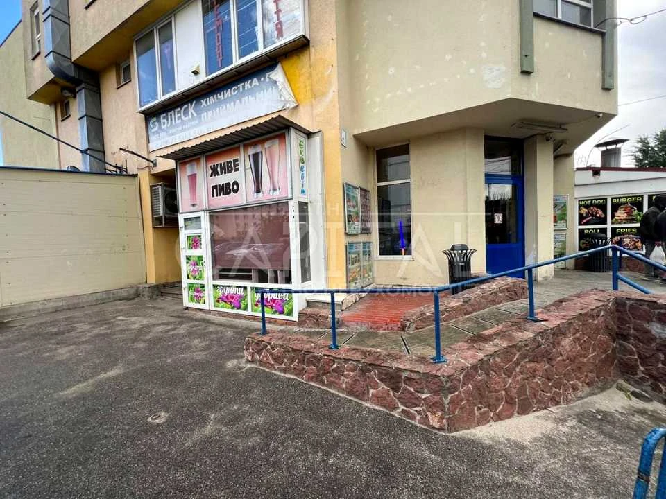Будинок. Київ, Федора Ернста вул.