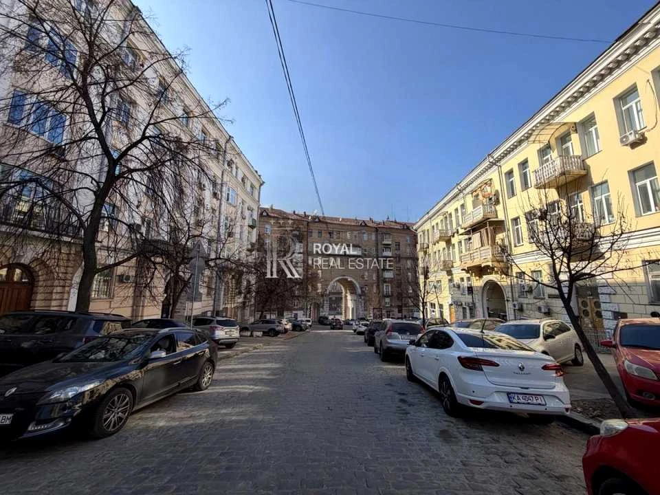 Будинок. Київ, Лютеранська вул.