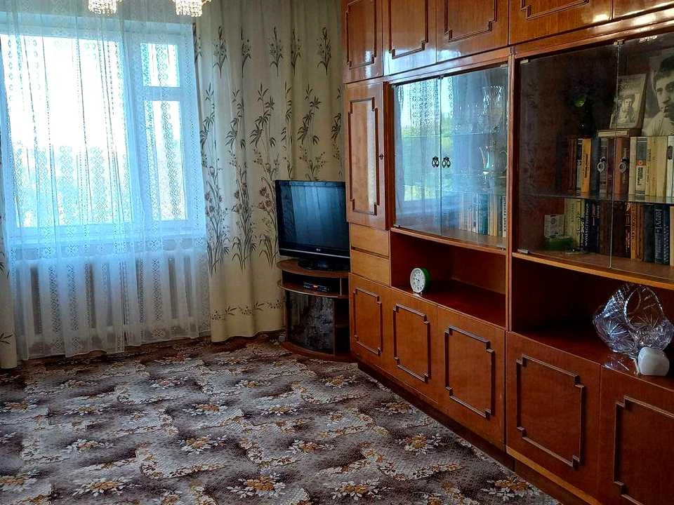 Квартира. Полтава, Олеся Гончара вул. (Енгельса)