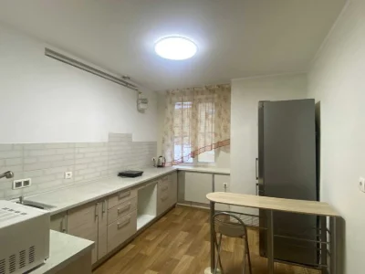 Продам 3-х к. квартиру парк Чкалова; ул. Мостовая