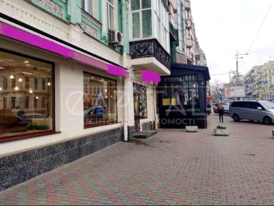 Будинок. Київ, Велика Васильківська вул. (Червоноармійська)