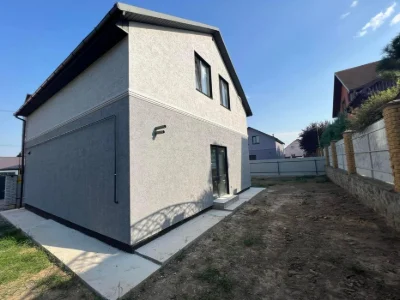 Продам Будинок 110 кв.м., 4 кімнати топова локація