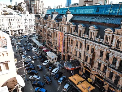 Будинок. Київ, Басейна вул.