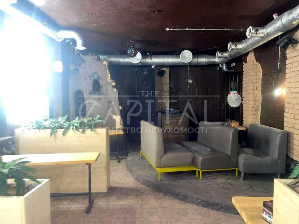 Будинок. Київ, Володимирська вул.