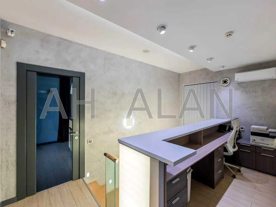 Будинок. Київ, Воздвиженська вул.