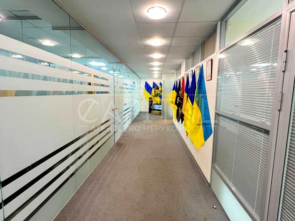 Будинок. Київ, Спортивна пл.