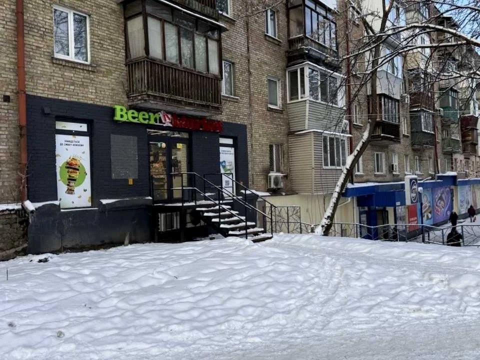 Будинок. Київ, Ольжича вул.