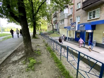 Будинок. Київ, Ольжича вул.