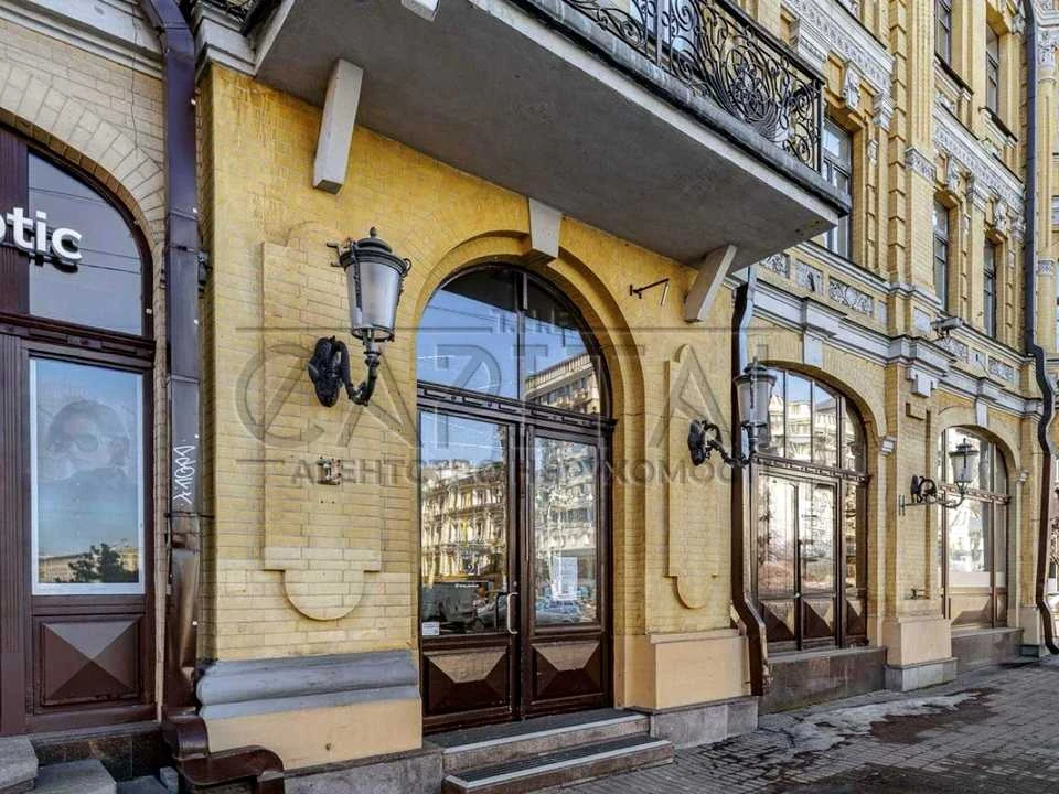 Будинок. Київ, Велика Васильківська вул. (Червоноармійська)