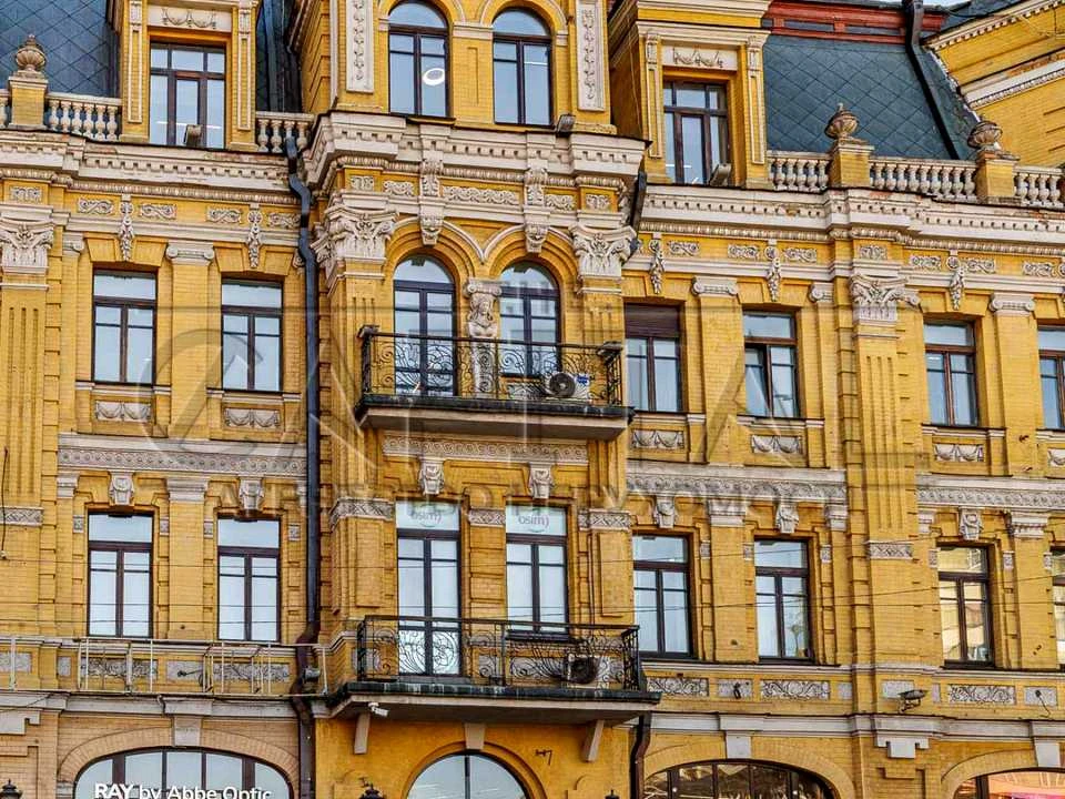 Будинок. Київ, Велика Васильківська вул. (Червоноармійська)