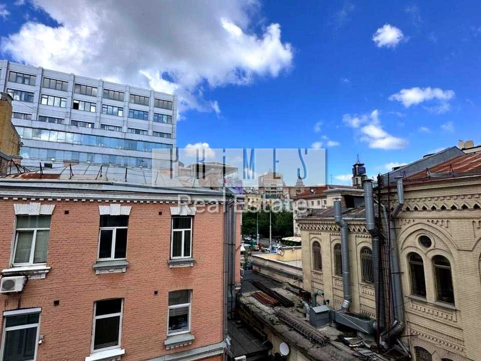 Будинок. Київ, Шота Руставелі вул.