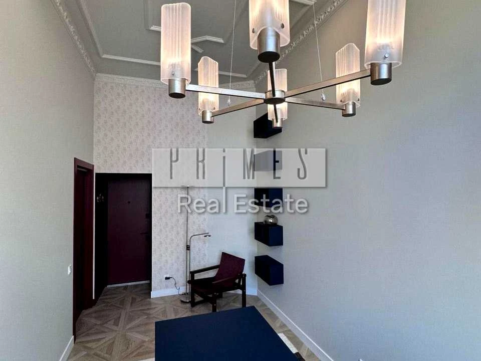 Будинок. Київ, Шота Руставелі вул.