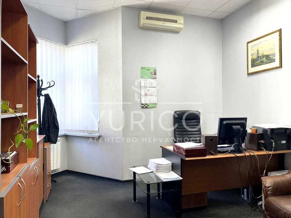 Будинок. Київ, Георгія Тороповського вул. (Івана Дубового)
