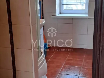 Будинок. Київ, Шовковична вул.