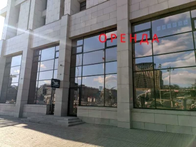 Будинок. Київ, майдан Незалежності пл.