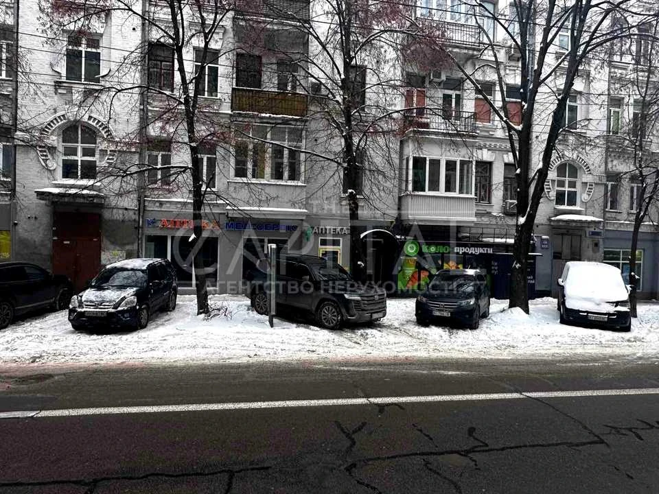 Будинок. Київ, Князів Острозьких вул. (Московська)