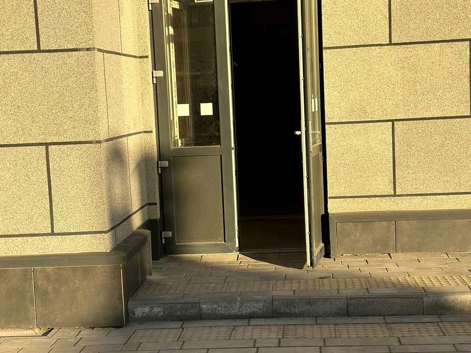 Будинок. Київ, Повітряних Сил просп. (Повітрофлотський)