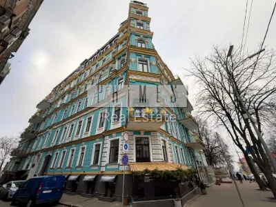 Будинок. Київ, Володимирська вул.