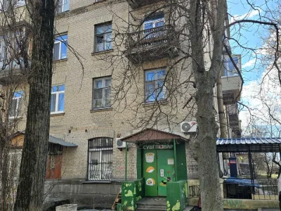 Будинок. Київ, Олександра Довженка вул.