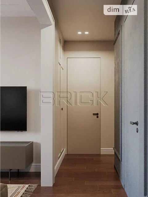 Sale of 3-room apartment 88.6 sq. m on Naberezhno-Rybalska st.