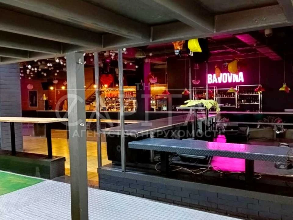 Будинок. Київ, Велика Васильківська вул. (Червоноармійська)