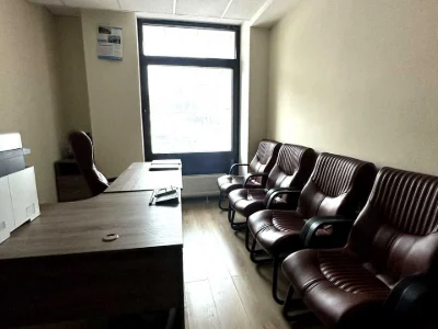Будинок. Київ, майдан Незалежності пл.