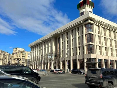 Будинок. Київ, майдан Незалежності пл.