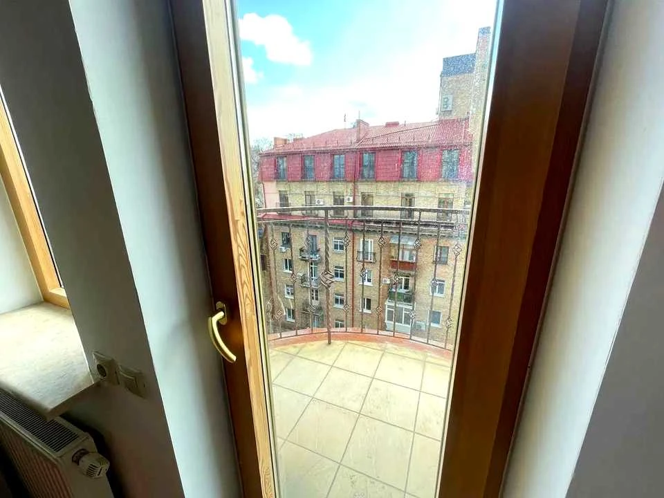 Будинок. Київ, Крутий узвіз