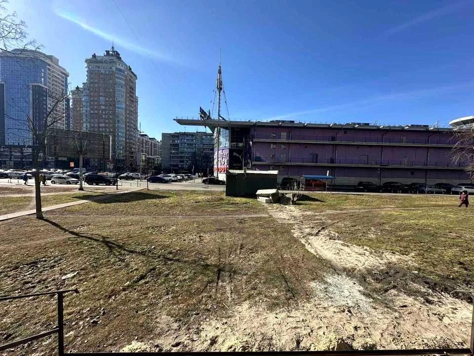 Будинок. Київ, Оболонський просп.