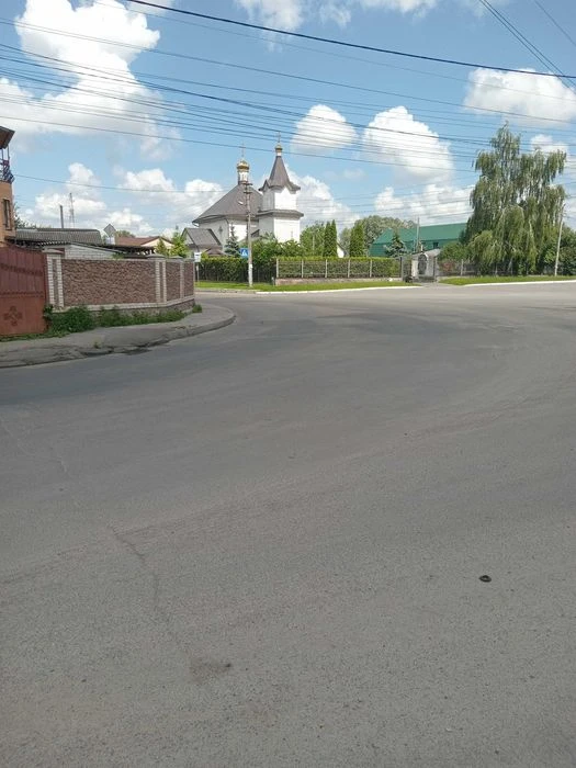 Київ. Таун. Оплата за 1й мiс. Зарядка авто. Домik-дозвол з т