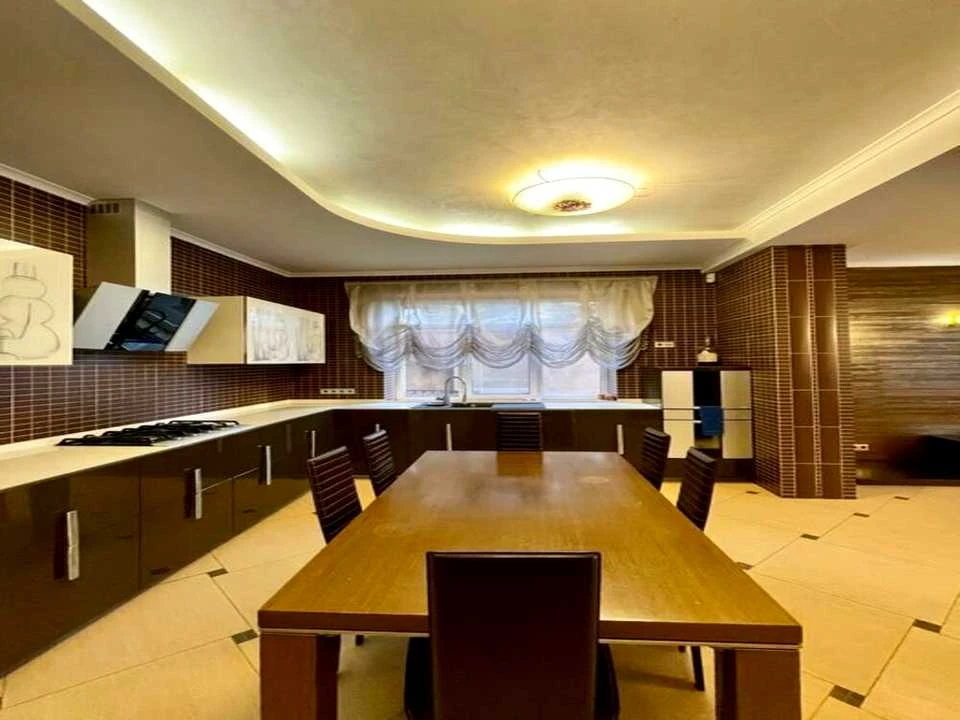 Будинок. Дніпро, Січових Стрільців вул. (Артема)
