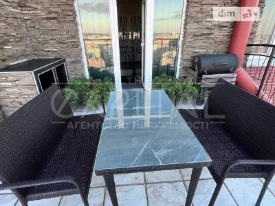 Продажа 3к квартиры 181 кв. м по ул. Ахматовой Анны 13Г.