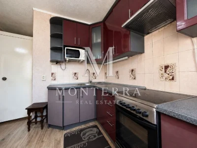 For sale 2-room apartment with renovation, 1st floor, Troyeshchyna Avenue.