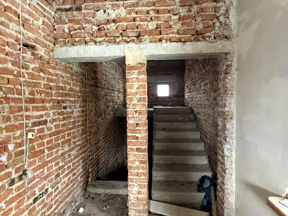 Будинок. Львів, Білогорща вул.