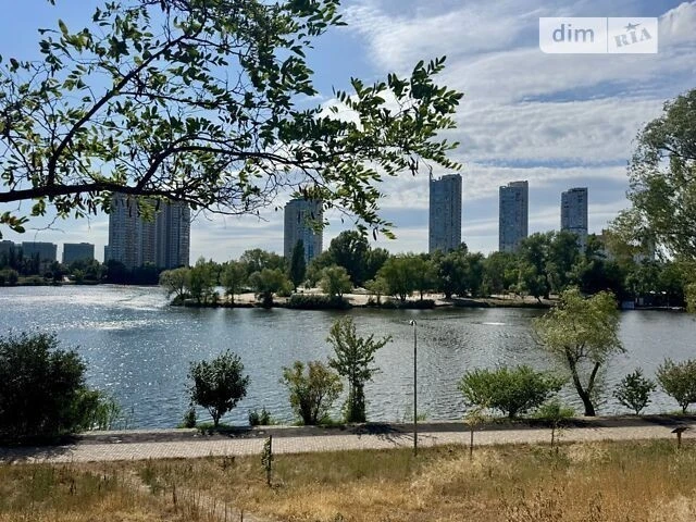Sale of 1-room apartment 35 sq. m on Bereznyakivska st. 30 • ID 3