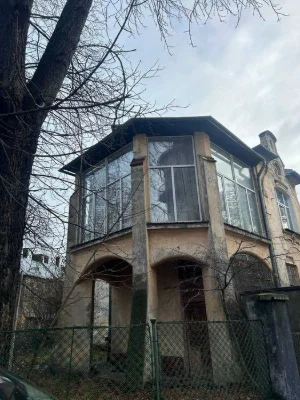 Продаж історичної вілли в ближньому центрі