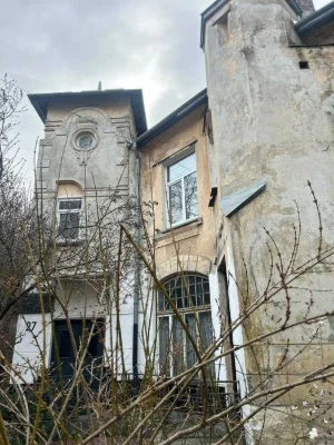 Продаж історичної вілли в ближньому центрі